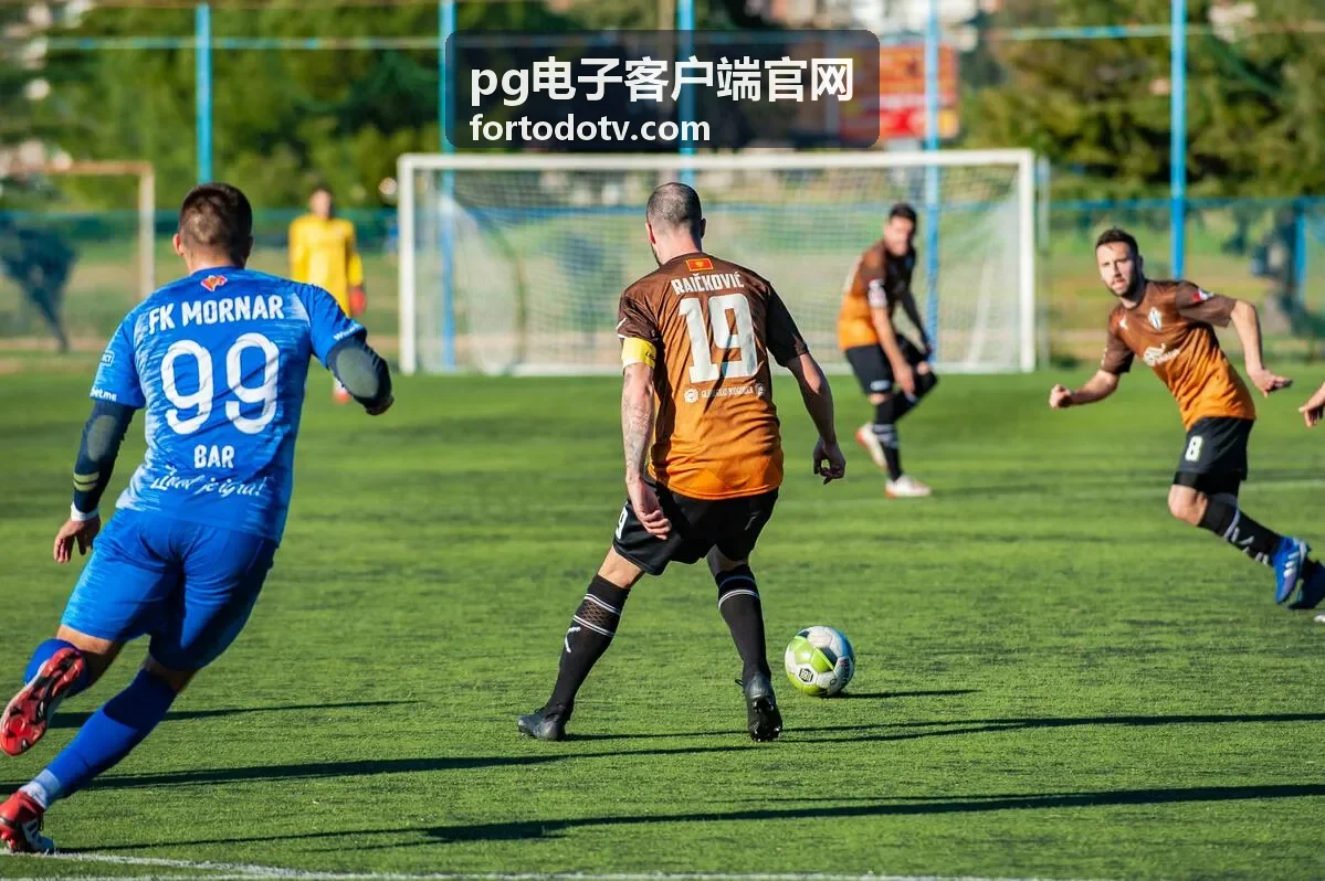 pg电子客户端官网在笔记本电脑上运行时的界面示意